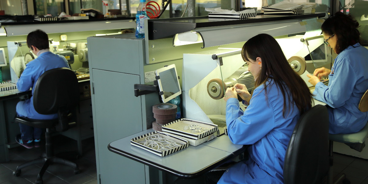 Carteggiatura e pulimentatura