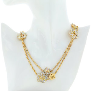 DAISY 2 - Together with DAISY earrings, this wonderful necklace creates a perfect sweet and romantic look.
Jewel made of light gold and rodhium with daisy charms surrounded by crystals. - A.Z. Bigiotterie