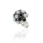 BOUQUET - BOUQUET is a special ring, like a crystals and pearls bouquet that wraps your finger. 
Jewel made of rodhium, with black stones and light grey pearls, available size from 9 to 25. - A.Z. Bigiotterie