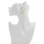 DAISY - A daisy earring full of harmony and refinement in light gold and rodhium with crystals. - A.Z. Bigiotterie