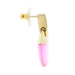 SUGAR - SUGAR &egrave; un orecchino dalla linea essenziale e pulita che dona uno stile unico e un'ottima vestibilit&agrave;. &Egrave; realizzato in oro chiaro e resina rosa. - A.Z. Bigiotterie
